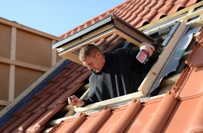 Pose de fenêtres de toit Velux à Bourghelles